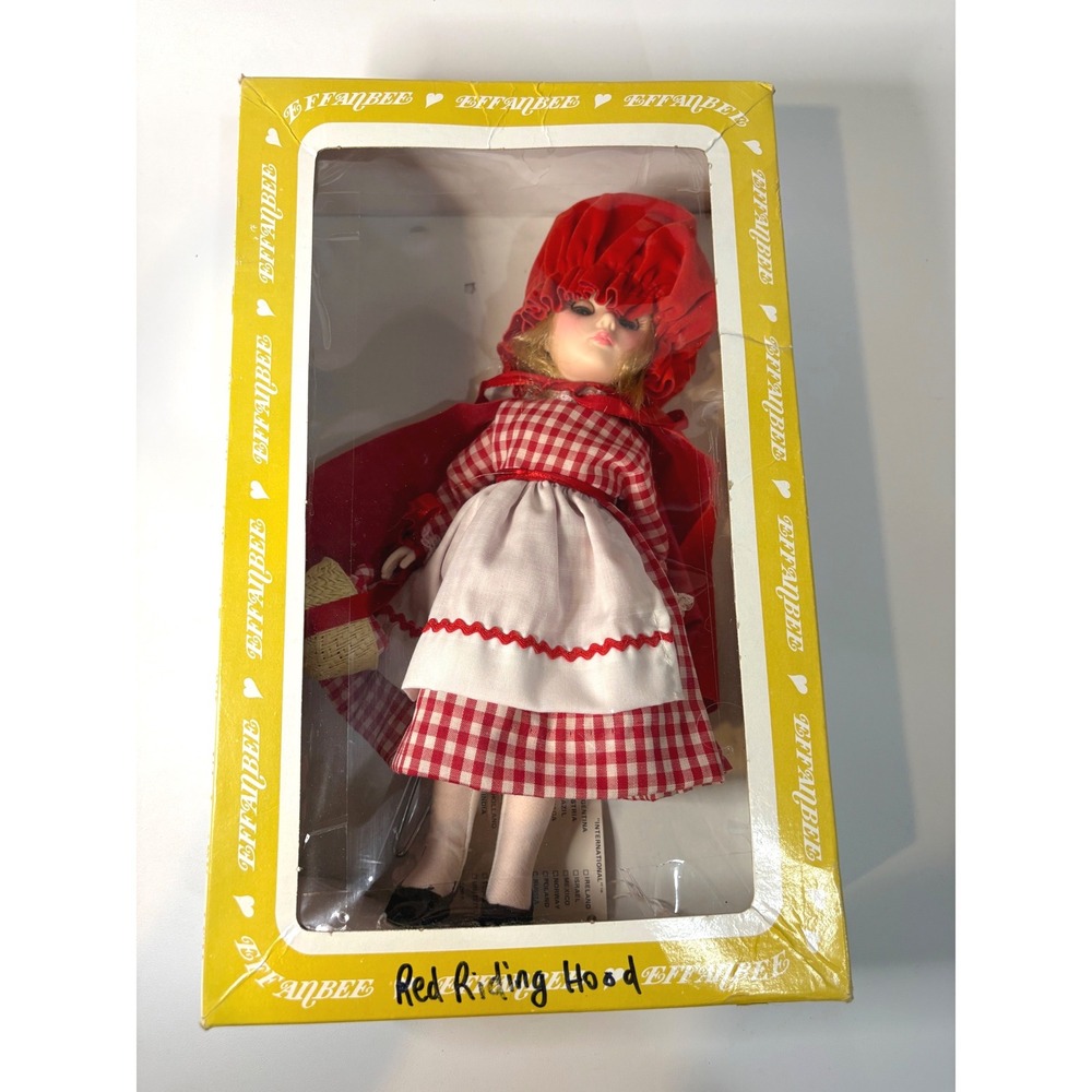 Effanbee Little Red Riding Hood Doll 1178 International Series Vintage 11 inch